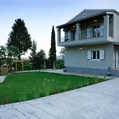 Villa Compass *